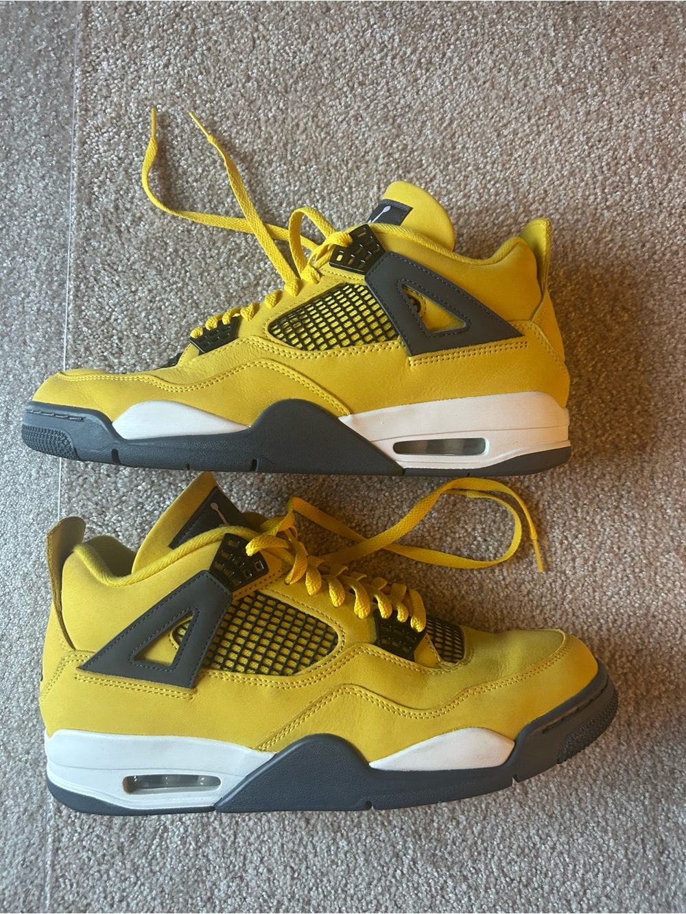 Jordan 4 Retro ‘Lightning’ 2021 (Size 11 Men)